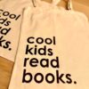 Tas I Cool kids read books. naturel/zwart