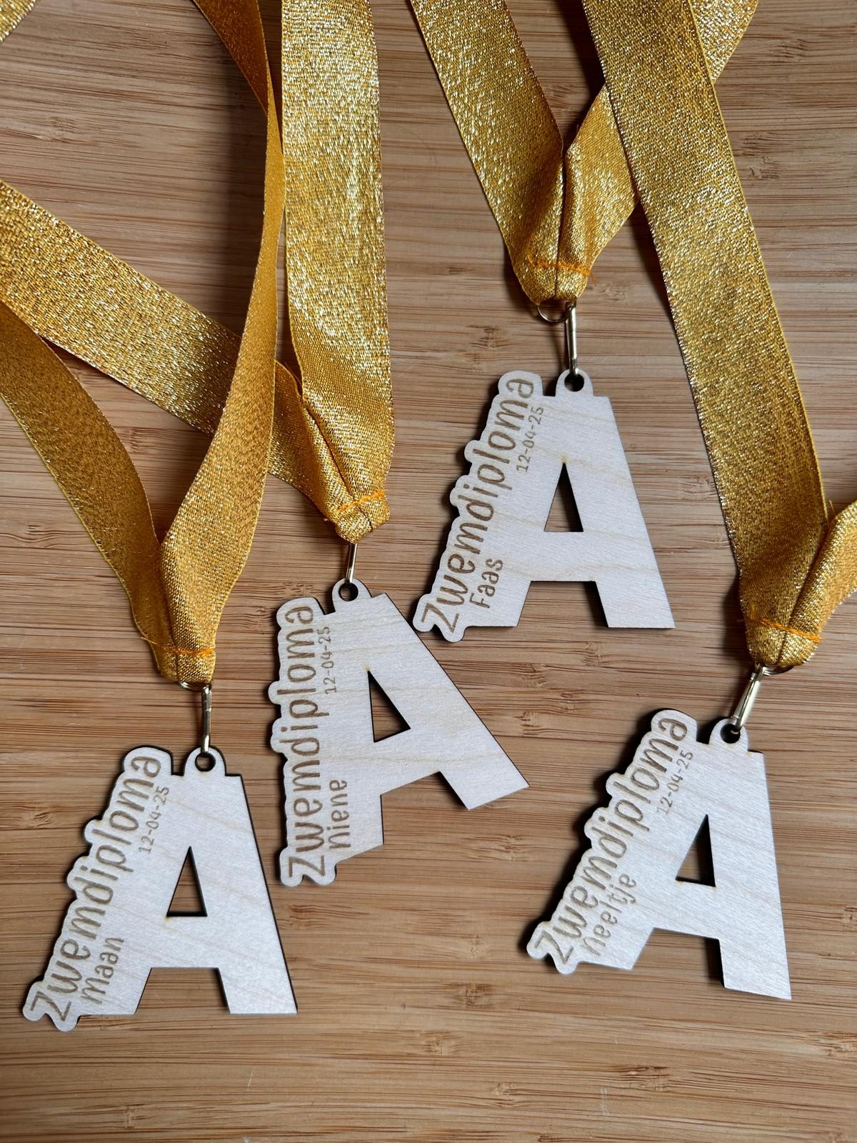 Houten medaille I Zwemdiploma - Afbeelding 3