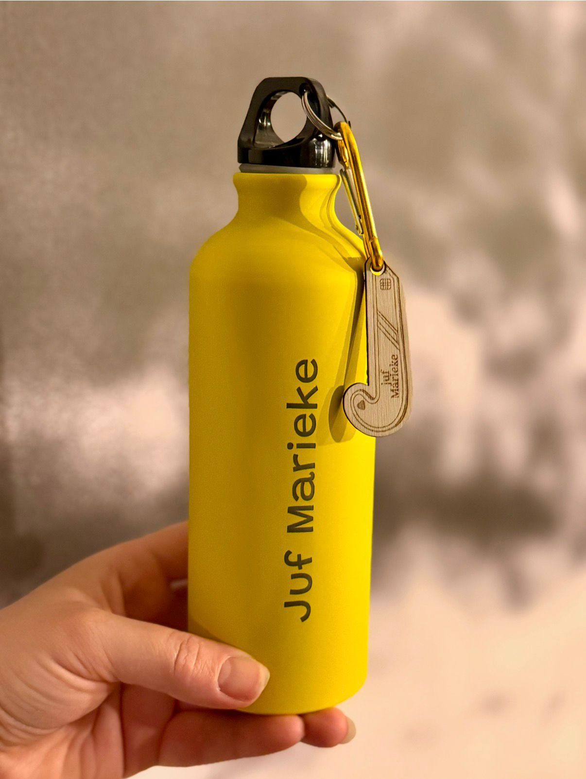Gepersonaliseerde waterfles met naam I rood - Afbeelding 6